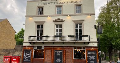 waterman's arms best pubs isle of dogs