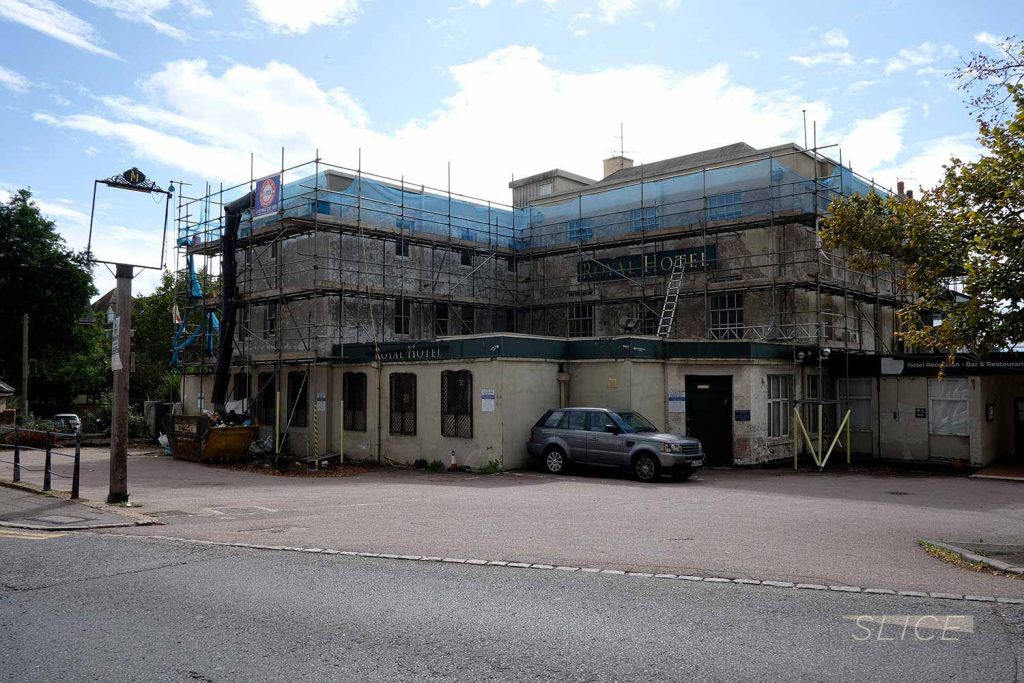 Dilapidated Royal Hotel in Purfleet, on the Rainham to Grays Thames London Loop hike.